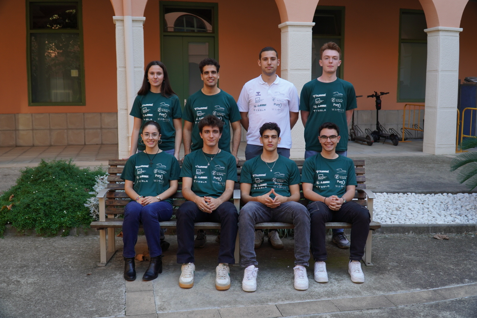 Foto grupal electrical